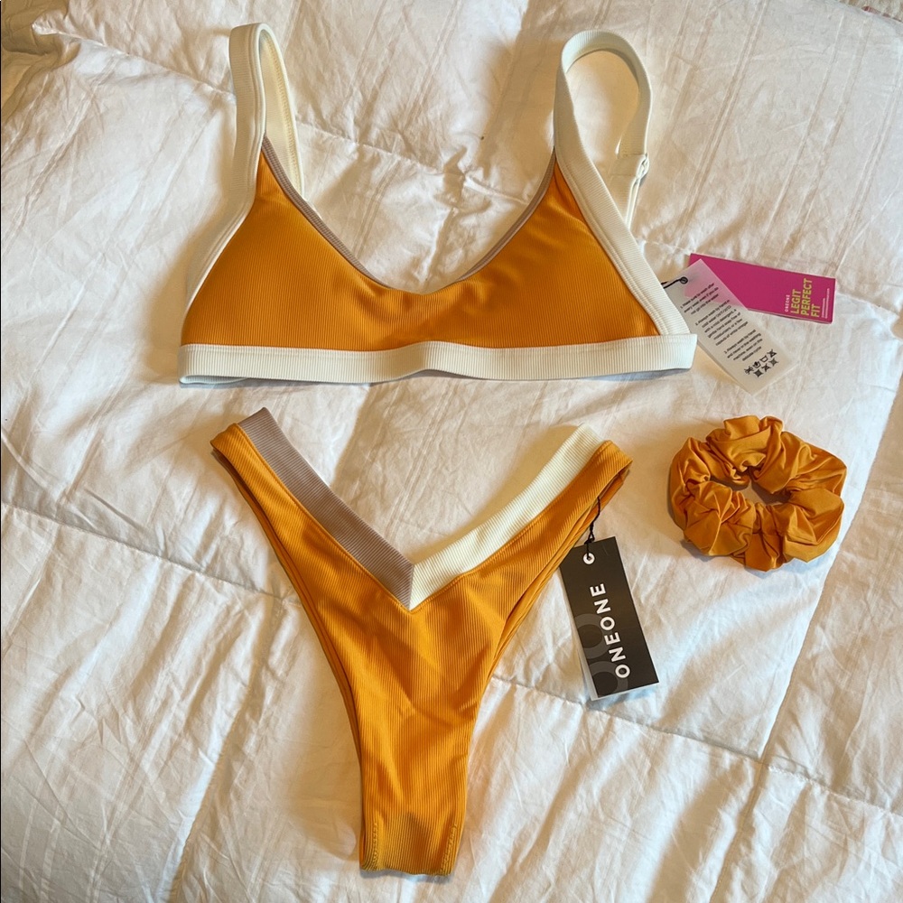ONEONE Women's Orange Bikini Set